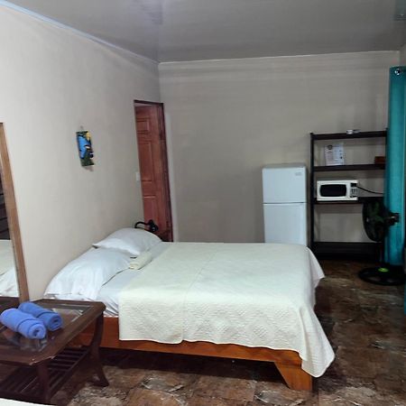 Casa Escondida Apartments Manuel Antonio Eksteriør billede