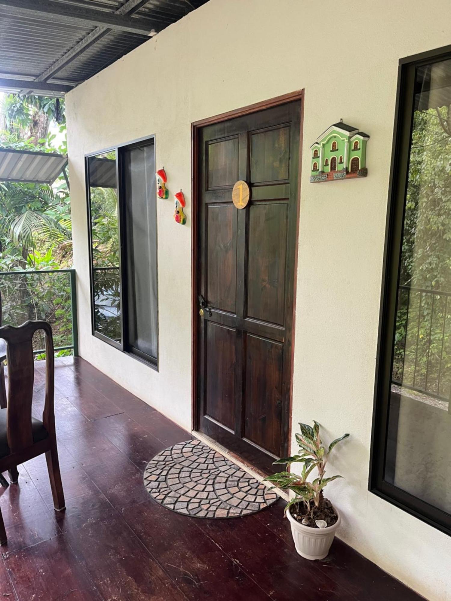 Casa Escondida Apartments Manuel Antonio Eksteriør billede