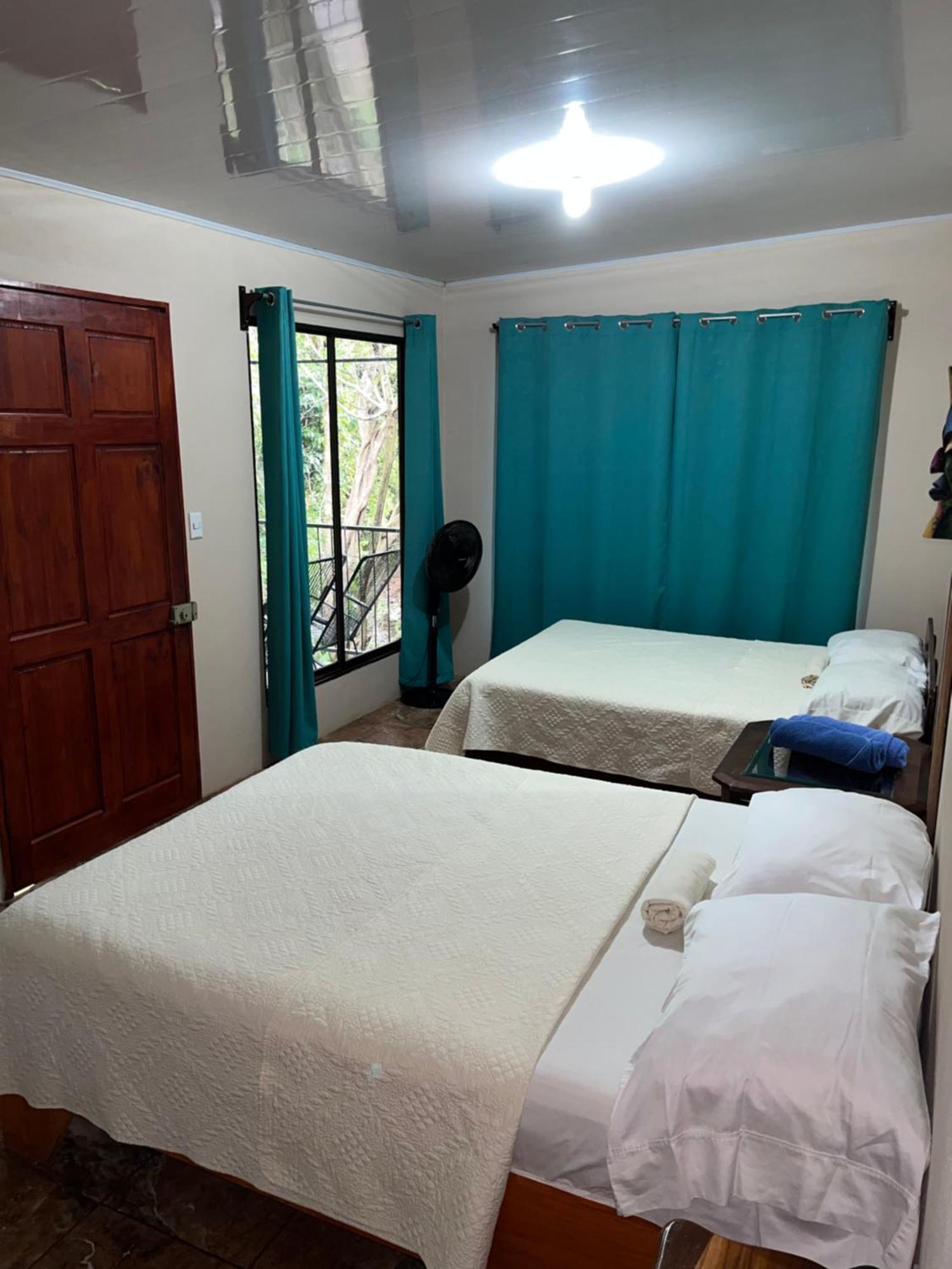 Casa Escondida Apartments Manuel Antonio Eksteriør billede