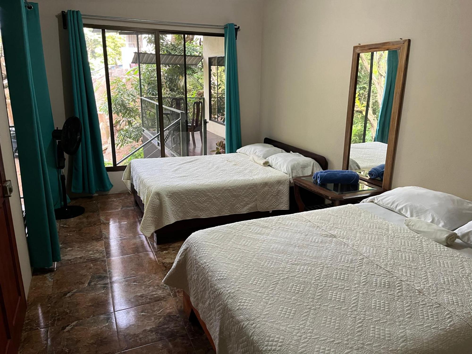 Casa Escondida Apartments Manuel Antonio Eksteriør billede